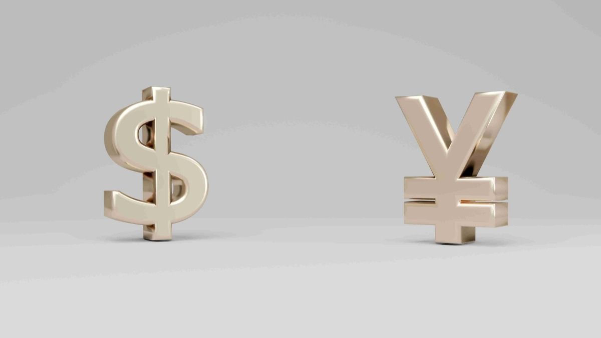 A dollar sign on the left and a yen sign on the right