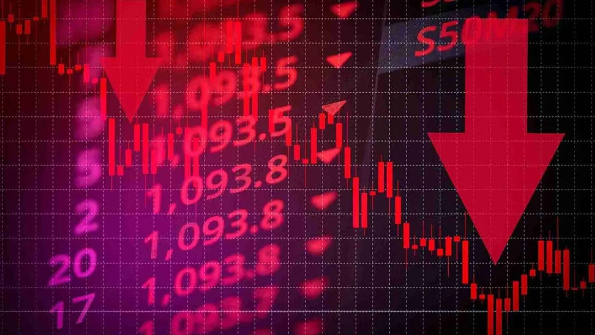 Downward-pointing red arrows and numerical indicators reflecting the decrease in the stocks price