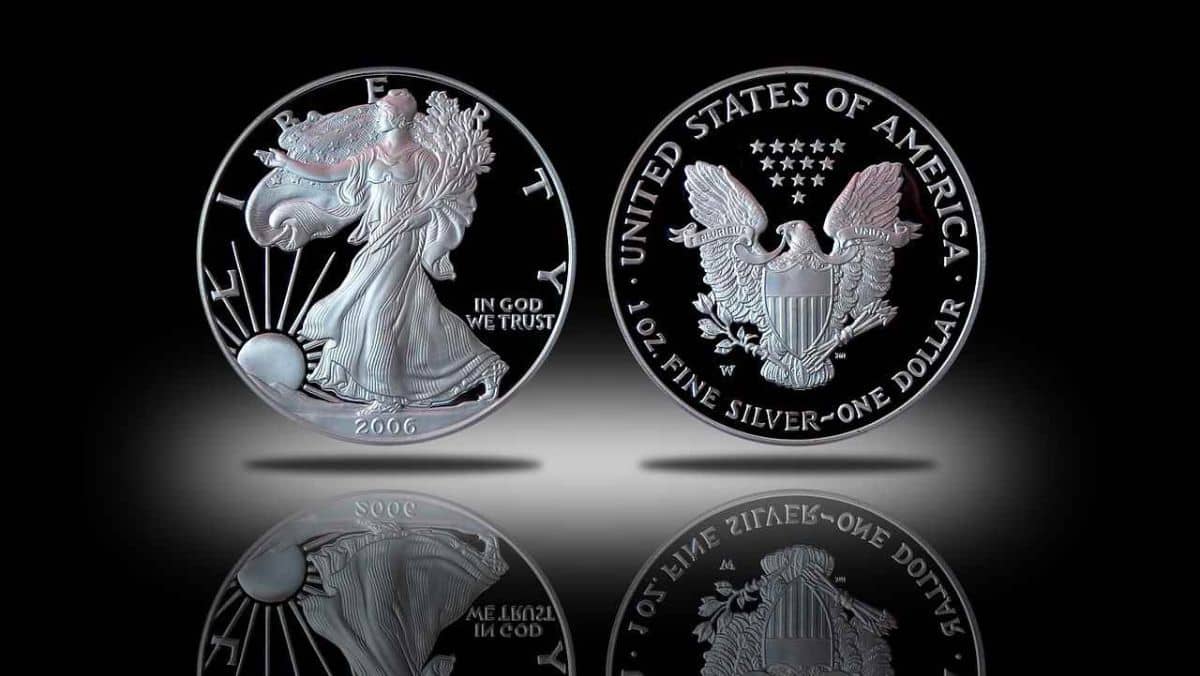 Obverse and reverse view of a one oz fine silver one dollar proof coin
