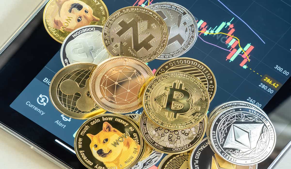 bitcoin-steady-xrp-surges-to-third-largest-crypto-market-awaits-policy-cues