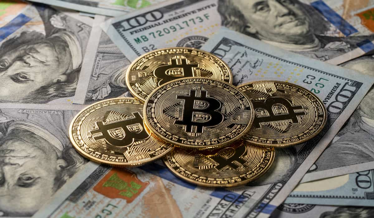 crypto-market-rebound-bitcoin-price-rises-to-97k-trump-regulatory-policy-in-focus
