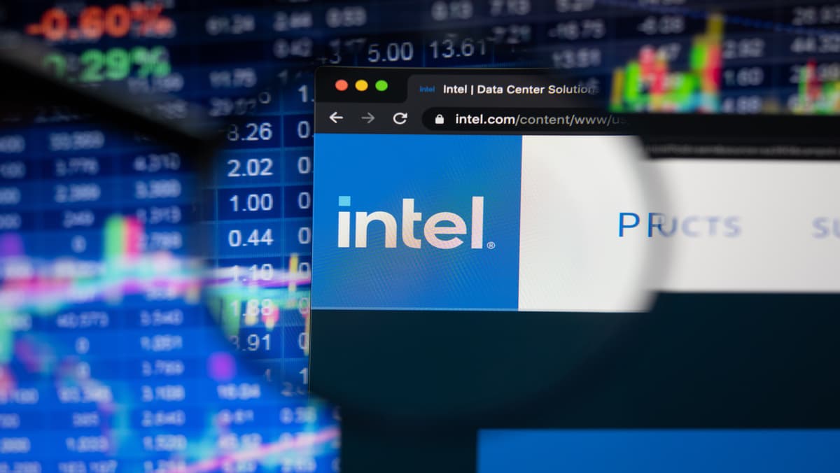 intel-stock.jpg