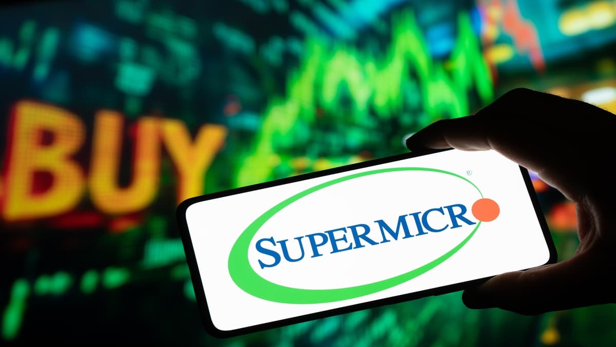 smci-super-micro-computer-stock.jpg